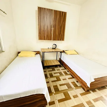 Yum Boys Hostel & Homestay Varanasi Exterior photo