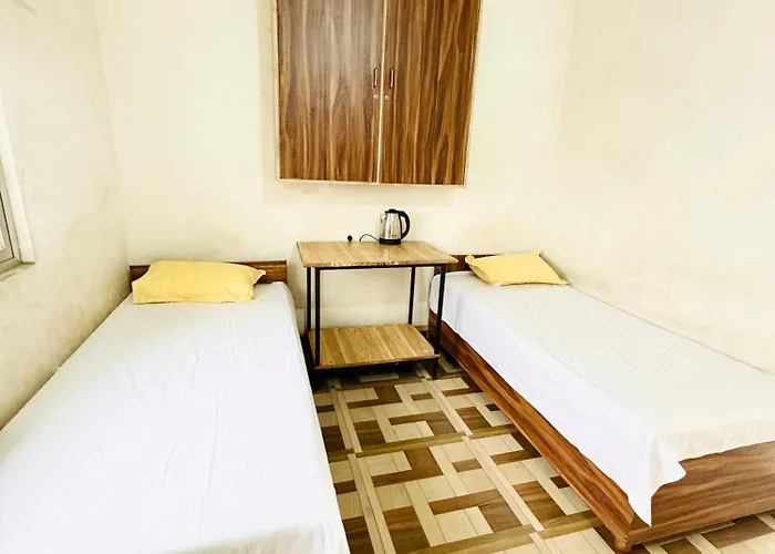 Yum Boys Hostel & Homestay